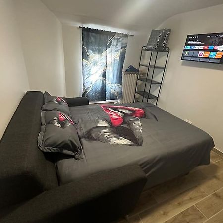 Charmante Studio Ligne 13 Tram 5 Saint Denis Пьерфит-сюр-Сен Экстерьер фото