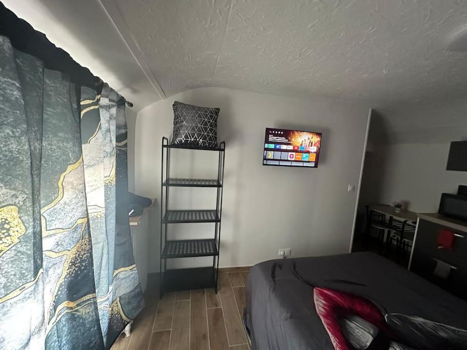 Charmante Studio Ligne 13 Tram 5 Saint Denis Пьерфит-сюр-Сен Экстерьер фото